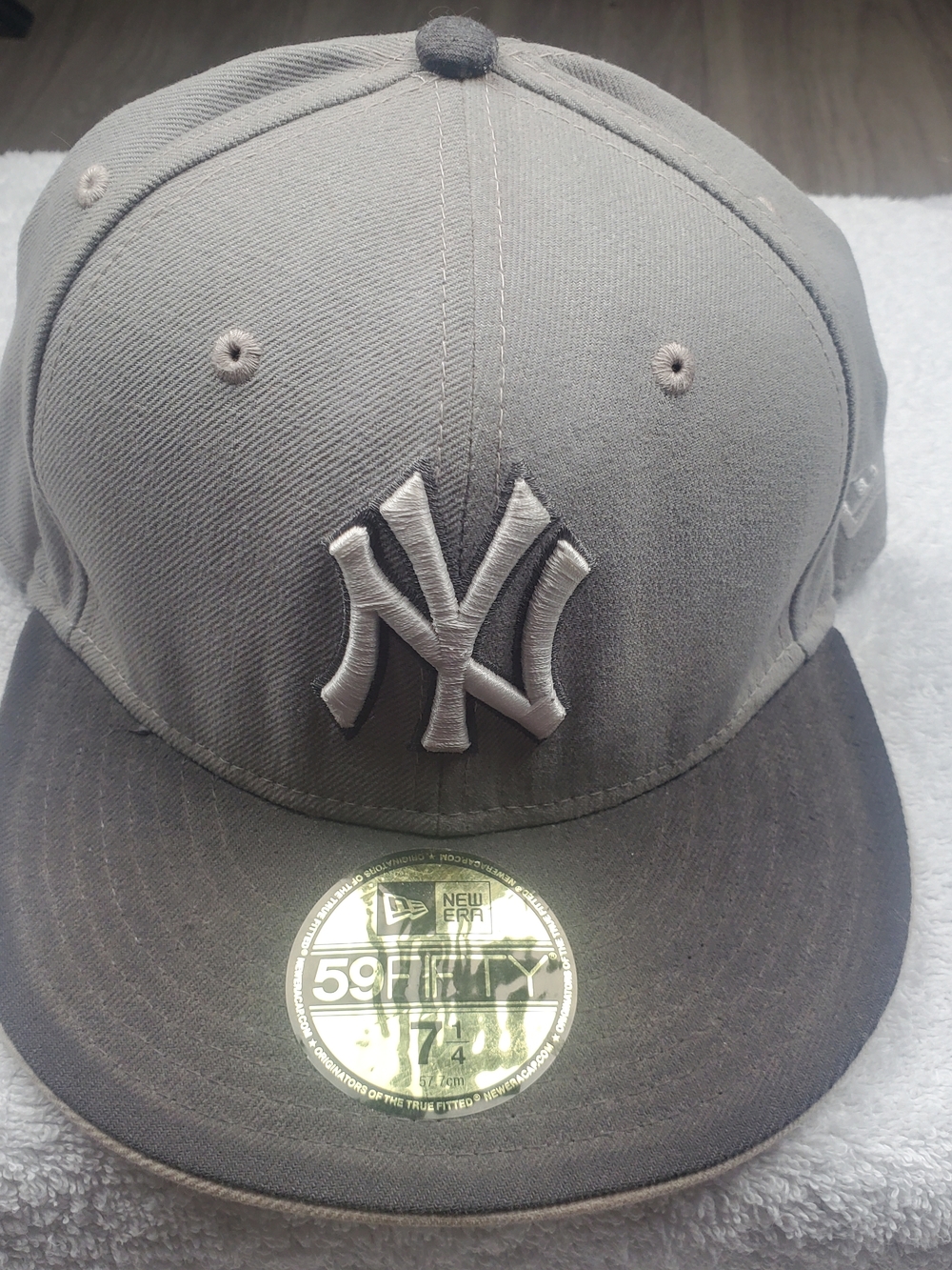 New Era Men's Gray New York Yankees 59FIFTY Fitted Cap